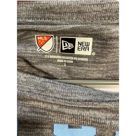 NYCFC Men's Long Sleeve T-Shirt Size Large Athletic Workout - Picture 5 of 7